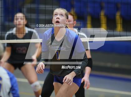 Thumbnail 1 in Benton vs. Lakeside photogallery.