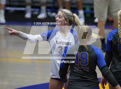 Thumbnail 3 in Benton vs. Lakeside photogallery.