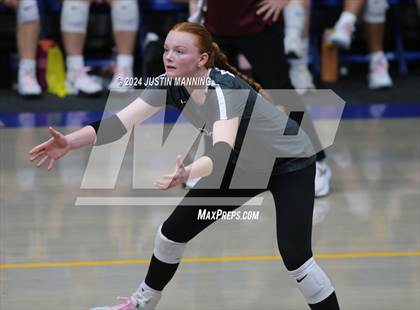 Thumbnail 2 in Benton vs. Lakeside photogallery.