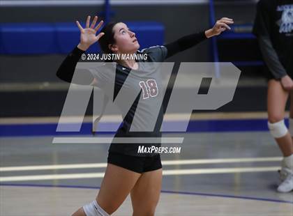 Thumbnail 1 in Benton vs. Lakeside photogallery.