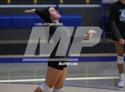 Thumbnail 3 in Benton vs. Lakeside photogallery.
