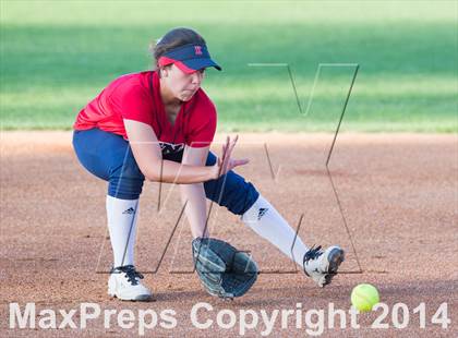 Thumbnail 1 in Pacifica vs King (CIF SS D1 Finals) photogallery.