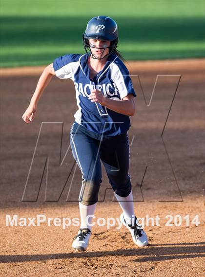 Thumbnail 1 in Pacifica vs King (CIF SS D1 Finals) photogallery.