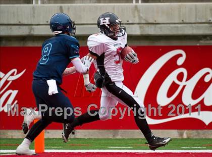 Thumbnail 2 in Hurricane vs. Juan Diego Catholic (UHSAA 3A Final) photogallery.