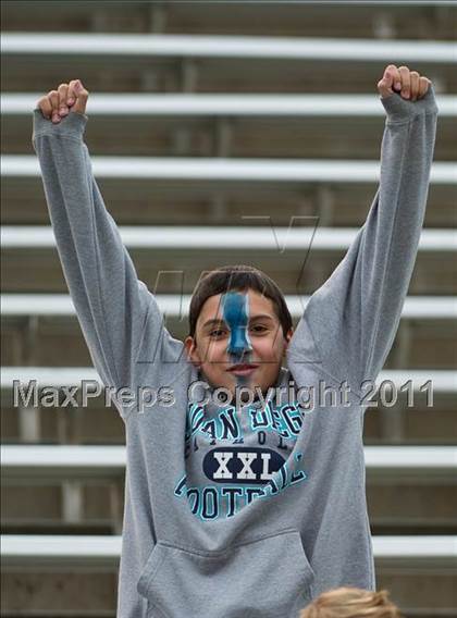 Thumbnail 2 in Hurricane vs. Juan Diego Catholic (UHSAA 3A Final) photogallery.