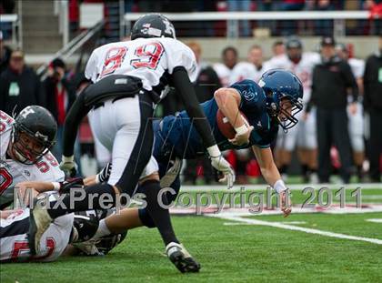 Thumbnail 2 in Hurricane vs. Juan Diego Catholic (UHSAA 3A Final) photogallery.