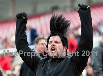 Thumbnail 2 in Hurricane vs. Juan Diego Catholic (UHSAA 3A Final) photogallery.
