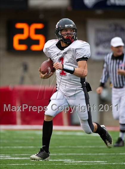 Thumbnail 3 in Hurricane vs. Juan Diego Catholic (UHSAA 3A Final) photogallery.