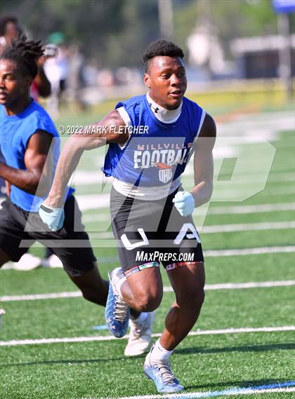 Thumbnail 1 in Lenape vs. Millville (7 on 7 Tournament) photogallery.