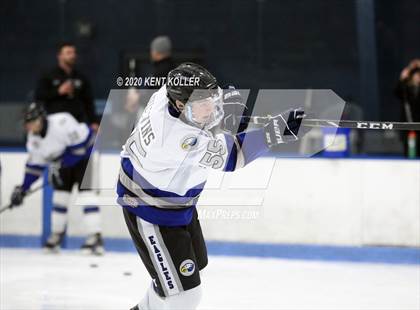 Thumbnail 1 in Novi @ Utica Eisenhower photogallery.