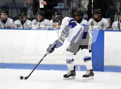 Thumbnail 1 in Novi @ Utica Eisenhower photogallery.