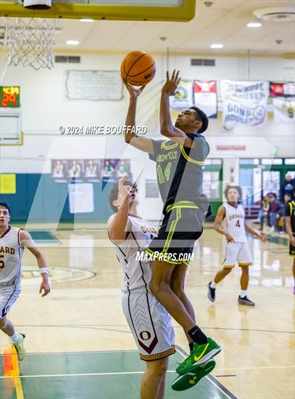 Thumbnail 2 in Roosevelt vs Oxnard (Santa Barbara Holiday Classic) photogallery.