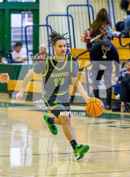 Thumbnail 2 in Roosevelt vs Oxnard (Santa Barbara Holiday Classic) photogallery.