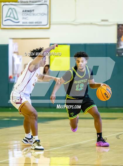 Thumbnail 1 in Roosevelt vs Oxnard (Santa Barbara Holiday Classic) photogallery.