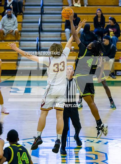 Thumbnail 2 in Roosevelt vs Oxnard (Santa Barbara Holiday Classic) photogallery.