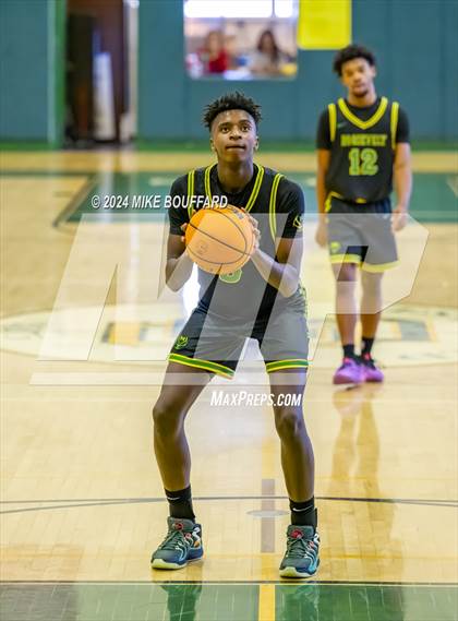 Thumbnail 3 in Roosevelt vs Oxnard (Santa Barbara Holiday Classic) photogallery.