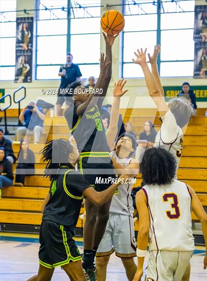Thumbnail 3 in Roosevelt vs Oxnard (Santa Barbara Holiday Classic) photogallery.