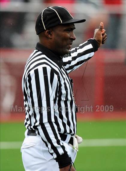 Thumbnail 1 in DeMatha @ St. John's (5 Days 2 Friday) photogallery.