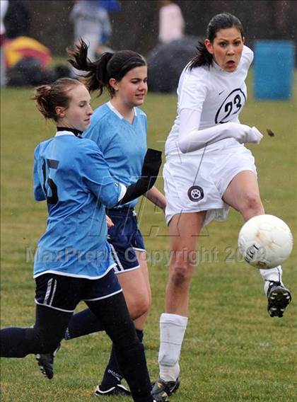 Thumbnail 3 in York Christian @ Lancaster Country Day photogallery.