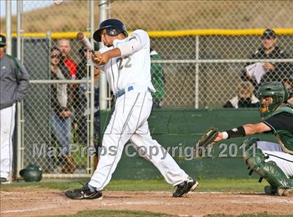 Thumbnail 1 in Heritage vs. De La Salle (CIF NCS D1 Semifinal) photogallery.