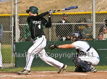 Thumbnail 2 in Heritage vs. De La Salle (CIF NCS D1 Semifinal) photogallery.