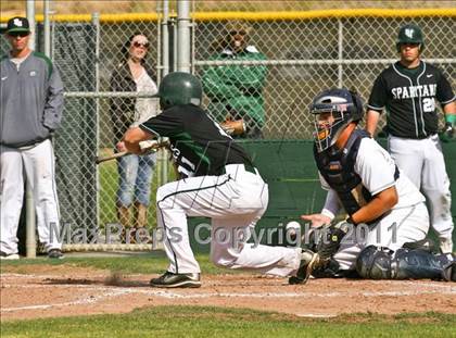 Thumbnail 2 in Heritage vs. De La Salle (CIF NCS D1 Semifinal) photogallery.