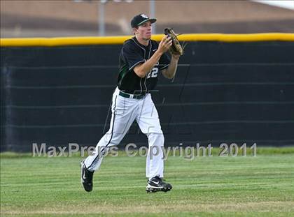 Thumbnail 1 in Heritage vs. De La Salle (CIF NCS D1 Semifinal) photogallery.