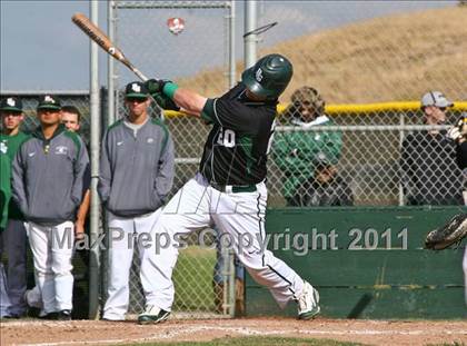 Thumbnail 1 in Heritage vs. De La Salle (CIF NCS D1 Semifinal) photogallery.