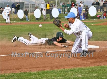 Thumbnail 2 in Heritage vs. De La Salle (CIF NCS D1 Semifinal) photogallery.