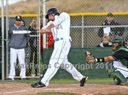 Thumbnail 3 in Heritage vs. De La Salle (CIF NCS D1 Semifinal) photogallery.