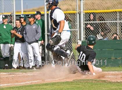 Thumbnail 1 in Heritage vs. De La Salle (CIF NCS D1 Semifinal) photogallery.