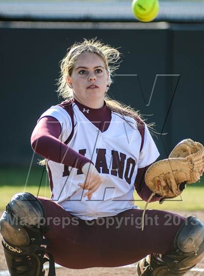Thumbnail 2 in Rockwall-Heath vs Plano (UIL 5A Area Playoff) photogallery.