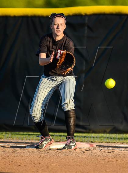 Thumbnail 2 in Rockwall-Heath vs Plano (UIL 5A Area Playoff) photogallery.