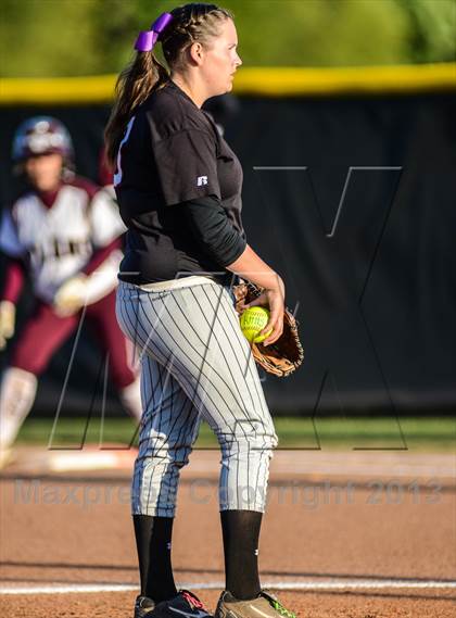 Thumbnail 3 in Rockwall-Heath vs Plano (UIL 5A Area Playoff) photogallery.