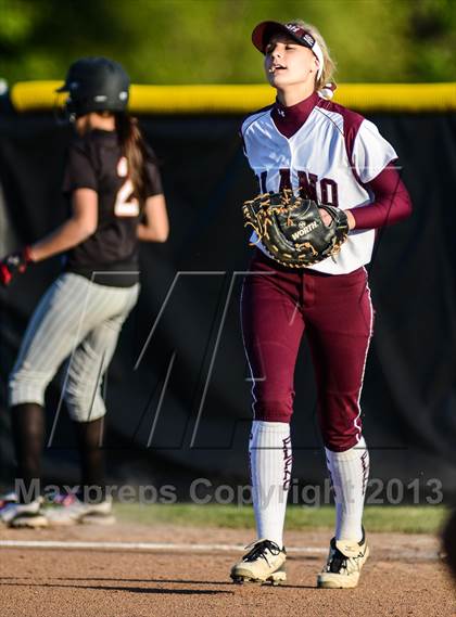 Thumbnail 3 in Rockwall-Heath vs Plano (UIL 5A Area Playoff) photogallery.
