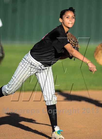 Thumbnail 2 in Rockwall-Heath vs Plano (UIL 5A Area Playoff) photogallery.