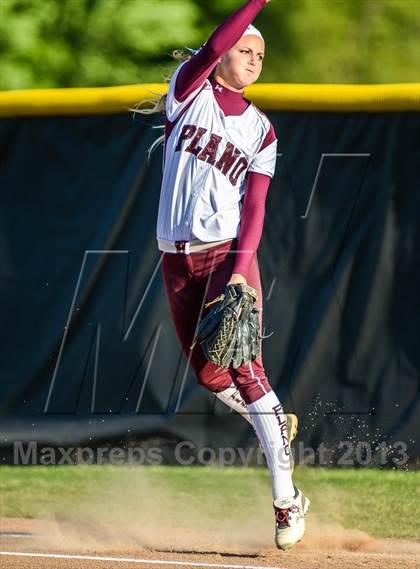 Thumbnail 2 in Rockwall-Heath vs Plano (UIL 5A Area Playoff) photogallery.