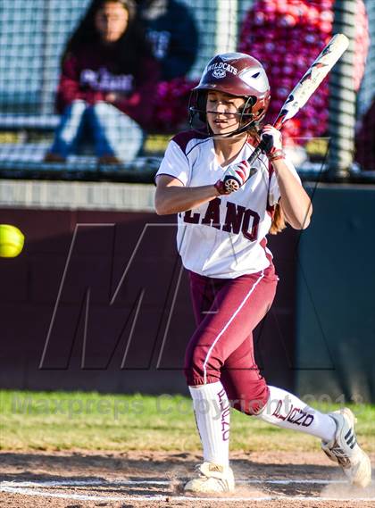 Thumbnail 2 in Rockwall-Heath vs Plano (UIL 5A Area Playoff) photogallery.