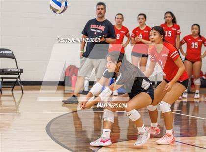 Thumbnail 1 in Village Christian vs. Los Alamitos (Durango Fall Classic) photogallery.