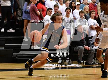 Thumbnail 3 in Stony Point @ Vandegrift photogallery.