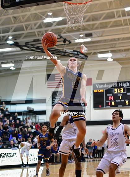 Thumbnail 1 in Stony Point @ Vandegrift photogallery.