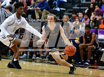 Thumbnail 3 in Stony Point @ Vandegrift photogallery.