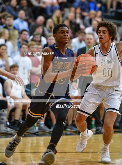 Thumbnail 1 in Stony Point @ Vandegrift photogallery.