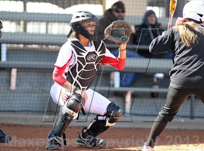 Thumbnail 2 in Van vs Royse City (Forney-North Forney Invitational) photogallery.