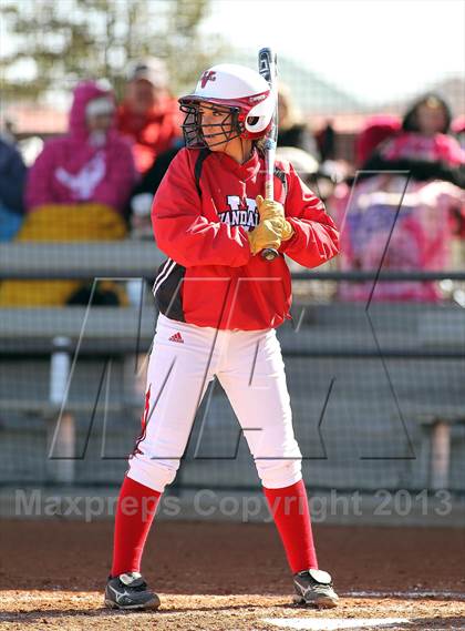 Thumbnail 2 in Van vs Royse City (Forney-North Forney Invitational) photogallery.
