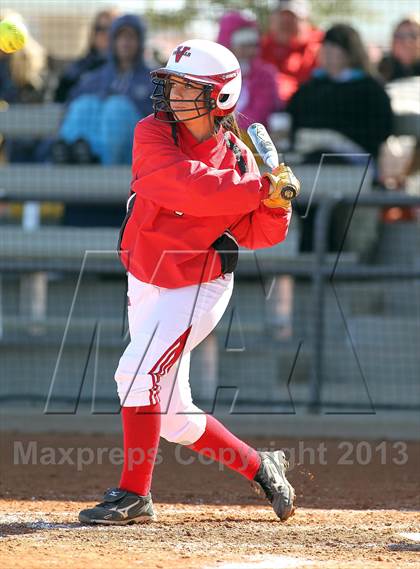 Thumbnail 3 in Van vs Royse City (Forney-North Forney Invitational) photogallery.
