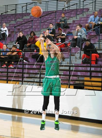 Thumbnail 2 in Long Beach Poly vs. St. Mary's (Nike Tournament of Champions) photogallery.