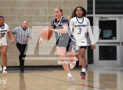 Thumbnail 2 in College Park @ College Station photogallery.