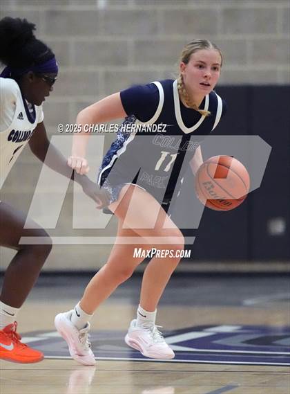 Thumbnail 2 in College Park @ College Station photogallery.