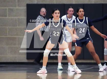 Thumbnail 3 in College Park @ College Station photogallery.